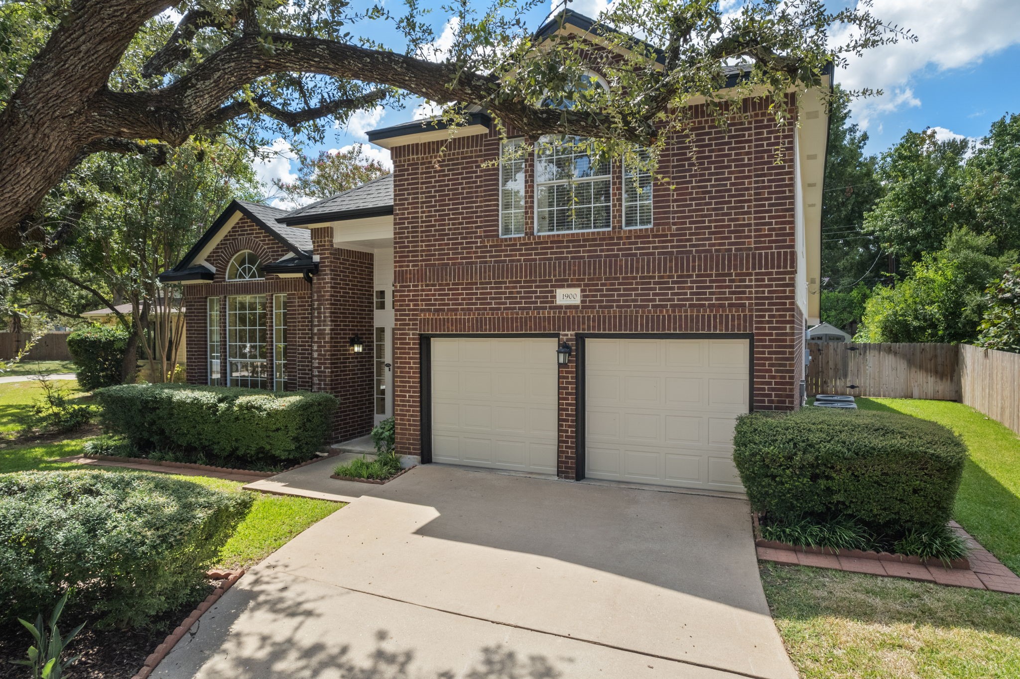 Oakview Dr, Round Rock, TX 78681