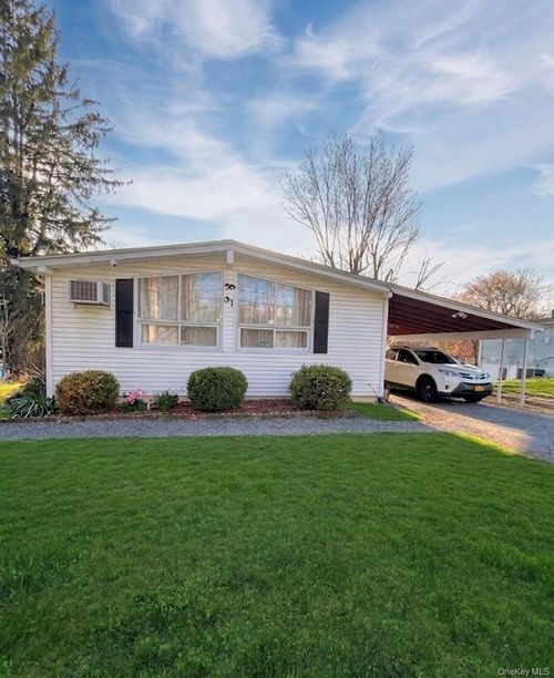 51 N Pascack Rd, Nanuet, NY, 10954-5220 | Card Image