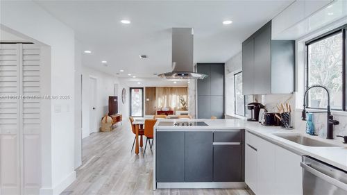 2525 Garfield St, Hollywood, FL, 33020-3409 | Card Image