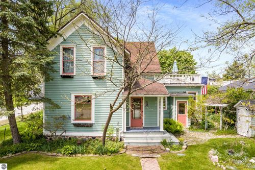 214 Traverse St, Elk Rapids, MI, 49629-5100 | Card Image