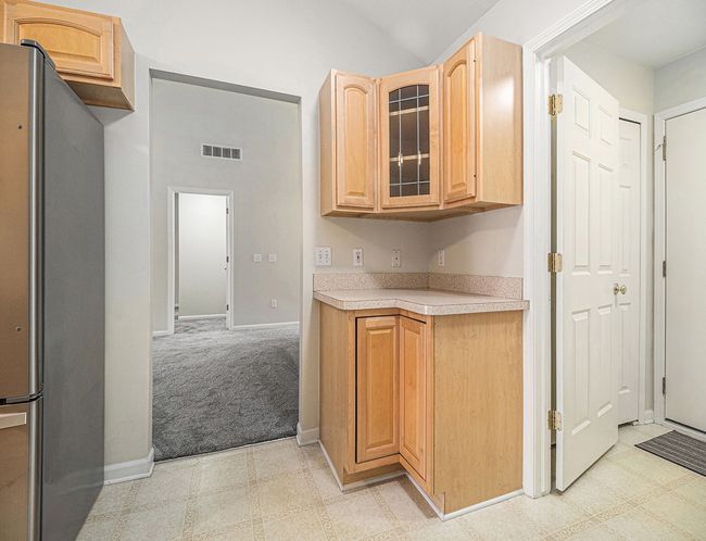 79 - 5481 Greenway Dr, Condo with 2 bedrooms, 2 bathrooms and null parking in Trenton MI | Image 9