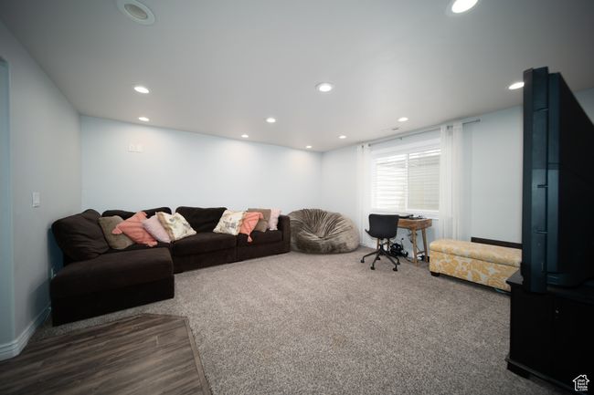 363 2800, House other with 6 bedrooms, 4 bathrooms and 9 parking in Vernal UT | Image 24