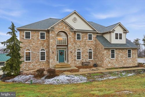 465 Rebers Bridge Rd, SINKING SPRING, PA, 19608-9616 | Card Image