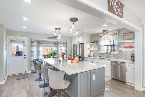 1650 Deepwood Cir, Clarksville, TN, 37042-6940 | Card Image