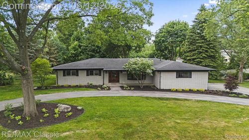 12901 Drury Ln, Plymouth, MI, 48170-3018 | Card Image