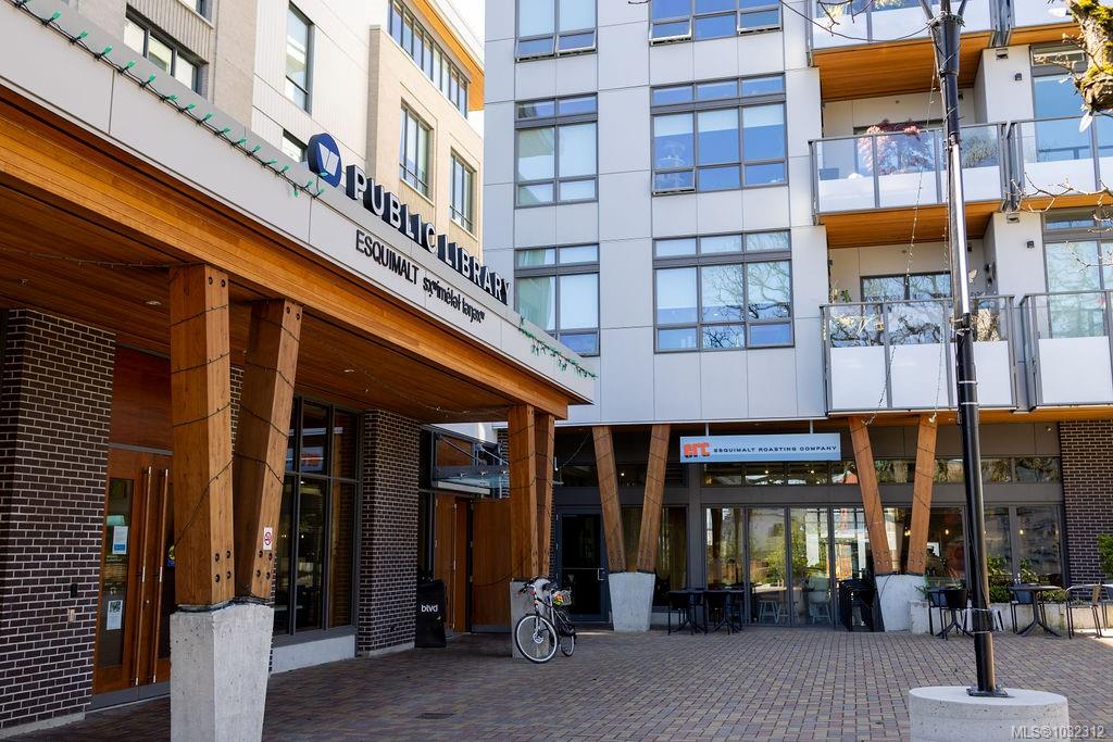 Residential in Esquimalt 3