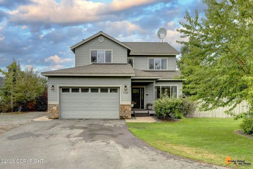 7720 Hacienda Dr, Anchorage, AK, 99507-2902 | Card Image