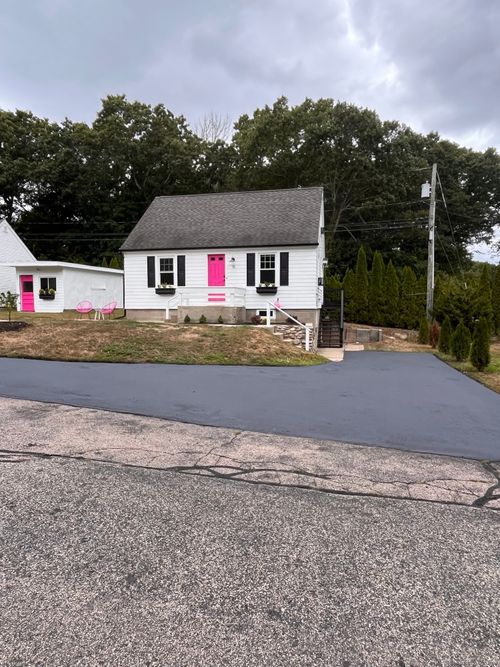 15 Faulise Ave, Pawcatuck, CT, 06379-1330 | Card Image