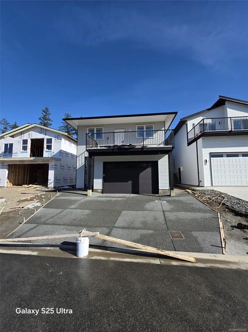 905 Old Victoria Rd, Nanaimo, BC, V9R0L3 | Card Image