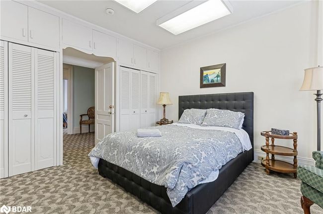 1000 1st Ave W, House other with 7 bedrooms, 5 bathrooms and 6 parking in Owen Sound ON | Image 25