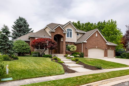 999 Fairway Cir, Fruit Heights, UT, 84037-3315 | Card Image