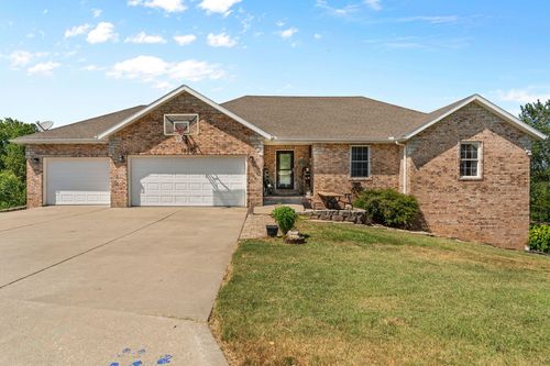 1209 E Jay St, Ozark, MO, 65721-9324 | Card Image