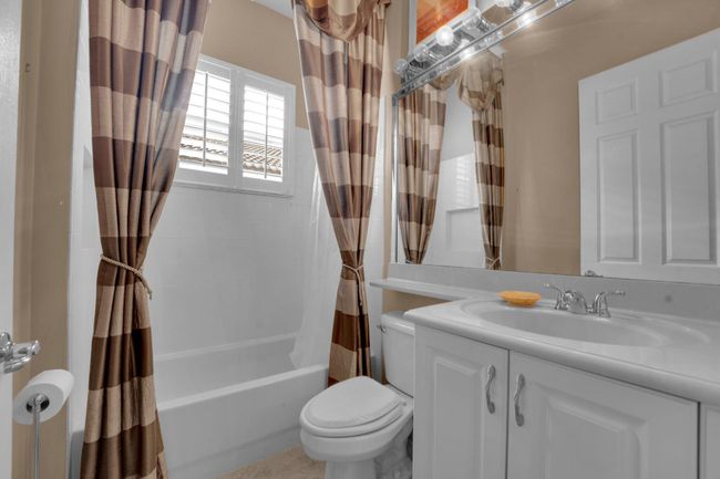 9916 Tallyrand Dr, House other with 3 bedrooms, 2 bathrooms and null parking in Lake Worth FL | Image 4