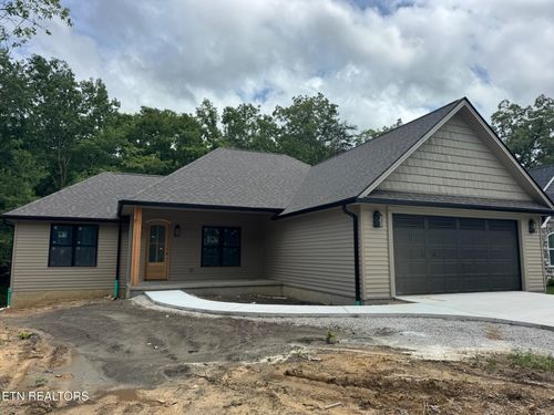 151 Hawes Cir, Crossville, TN, 38558-4516 | Card Image