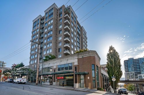 805-720 Carnarvon St, New Westminster, BC, V3M6S2 | Card Image