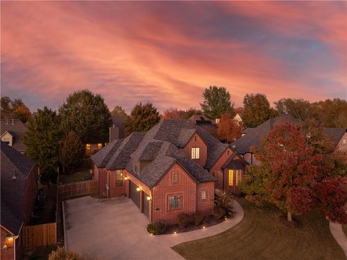 3374 Waterstone Dr, Fayetteville, AR, 72764-8777 | Card Image