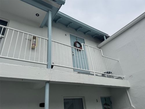 6-7910 Abbott Ave, Miami Beach, FL, 33141-1931 | Card Image