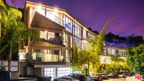 6425 Weidlake Dr, LOS ANGELES, CA, 90068-2277 | Card Image