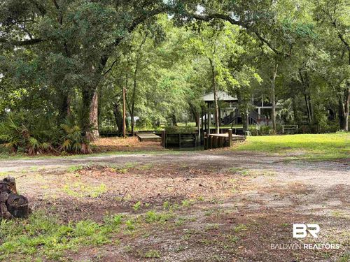 10259 Canal Cir, Fairhope, AL, 36532-6055 | Card Image