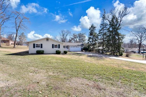 288 Geremma Dr, Ballwin, MO, 63011-3334 | Card Image