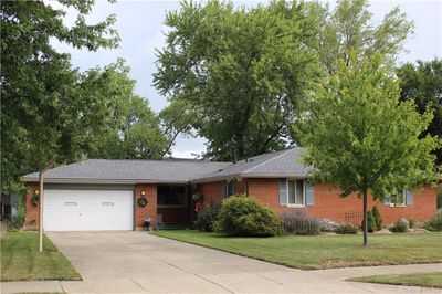 437 Wilson Park Drive, House other with 3 bedrooms, 2 bathrooms and null parking in West Carrollton OH | Image 3