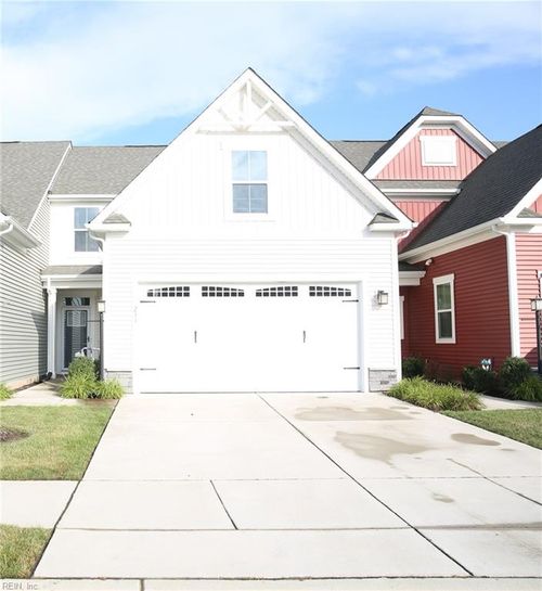 233 Kenny Ln, Smithfield, VA, 23430-6098 | Card Image