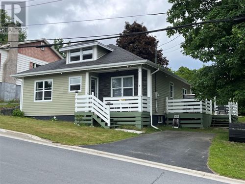 4 Bond St, Carbonear, NL, A1Y1A8 | Card Image