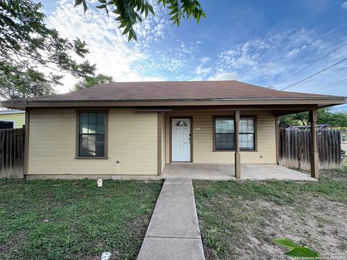 510 Roach St, Uvalde, TX, 78801-4542 | Card Image
