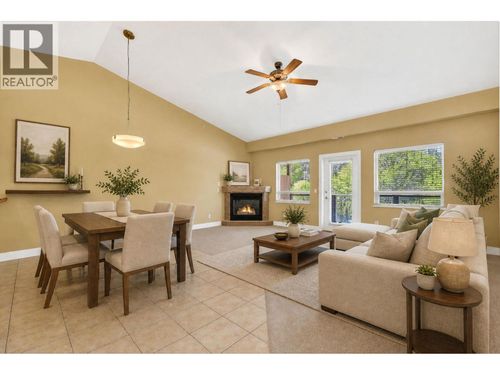 337-3996 Beach Avenue, Peachland, BC, V0H1X5 | Card Image