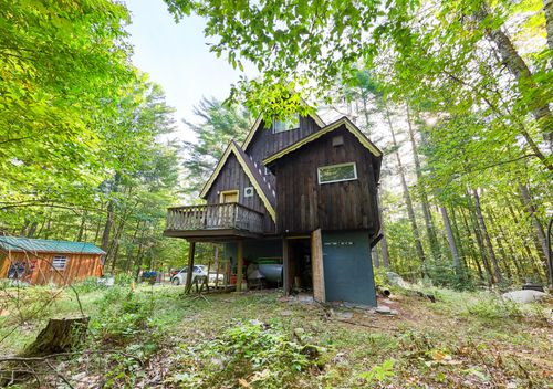 60 Gooseberry Ln, Jay, NY, 12941-2106 | Card Image
