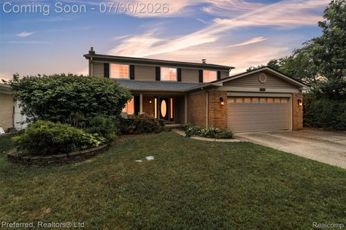 43151 Avon Rd, Canton, MI, 48187-3301 | Card Image