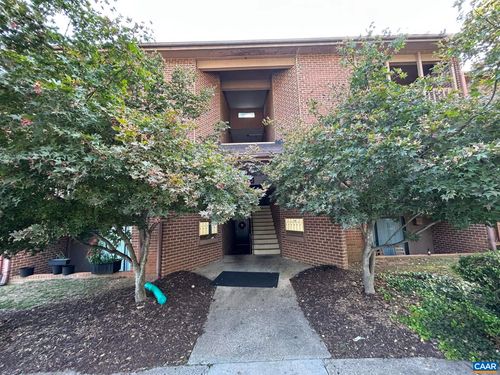 11-102 Turtle Creek Rd, CHARLOTTESVILLE, VA, 22901 | Card Image