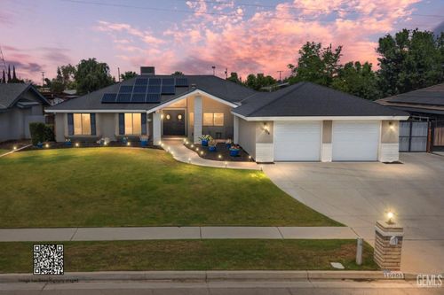 10906 Dee Dee Ave, Bakersfield, CA, 93312-3201 | Card Image
