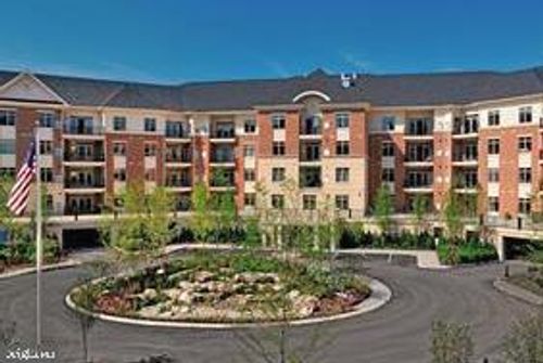 527 Carson Ter, HUNTINGDON VALLEY, PA, 19006-4721 | Card Image