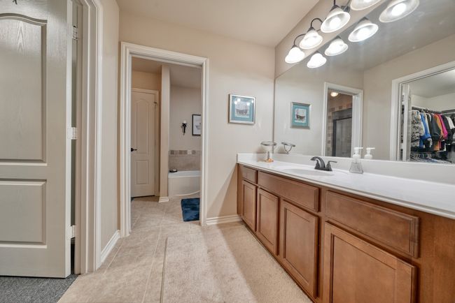 APT-1402 - 421 W Cumberland Rd, Condo with 2 bedrooms, 2 bathrooms and null parking in Tyler TX | Image 25