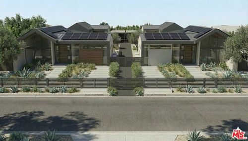 10425 Independence Ave, Chatsworth, CA, 91311-2337 | Card Image