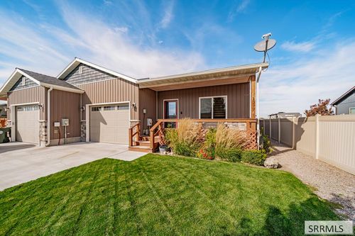 1277 Gary St, Blackfoot, ID, 83221-2009 | Card Image