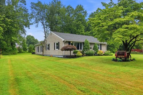 75 Greystone Ave, West Springfield, MA, 01089-1905 | Card Image