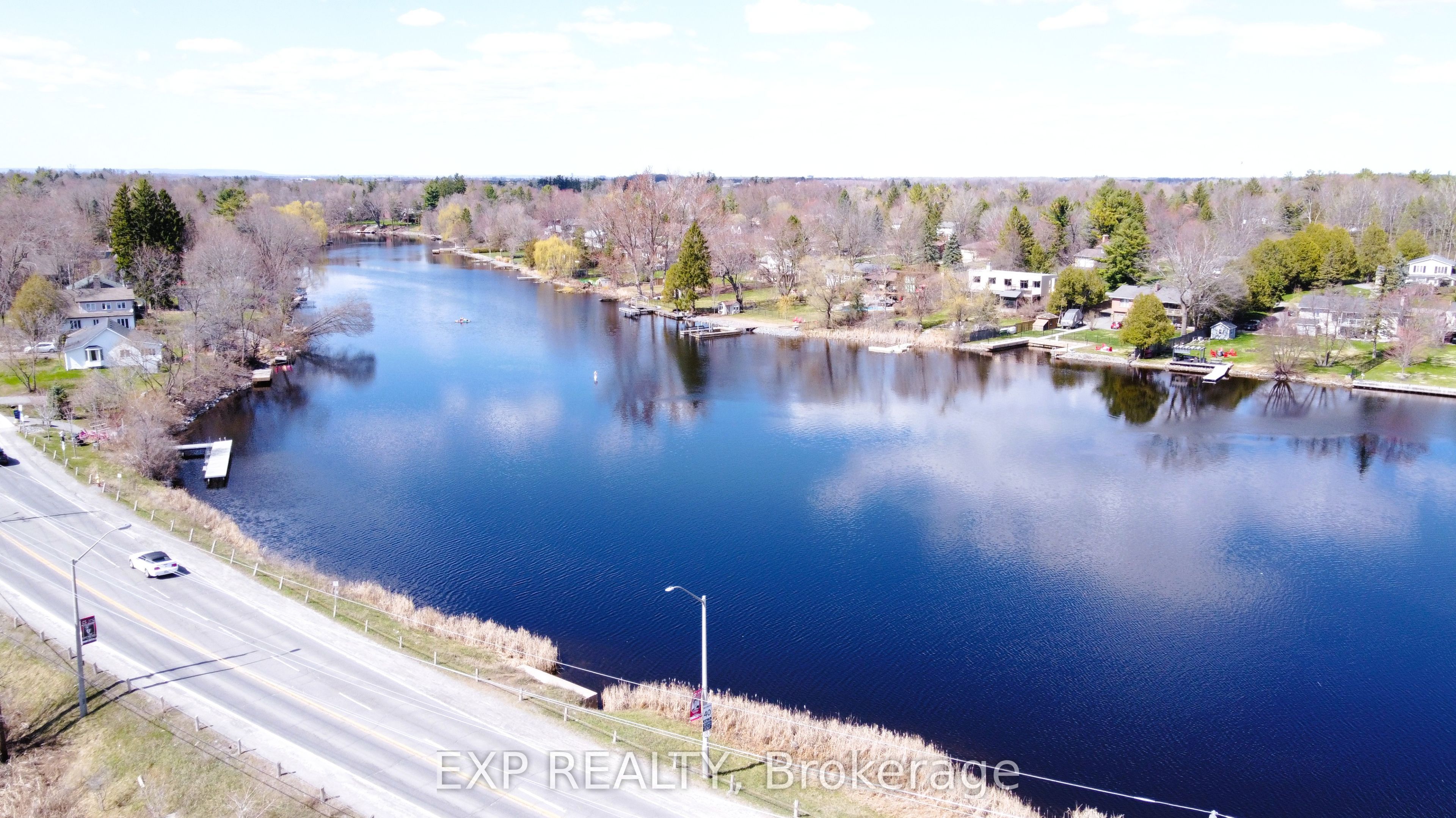 Residential in Manotick - Kars - Rideau Twp and Area 4