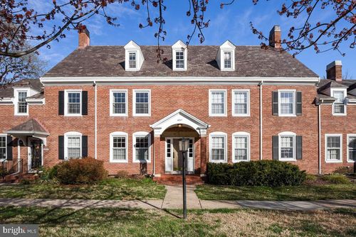 unit-b1-4241 35th St S, ARLINGTON, VA, 22206-1831 | Card Image