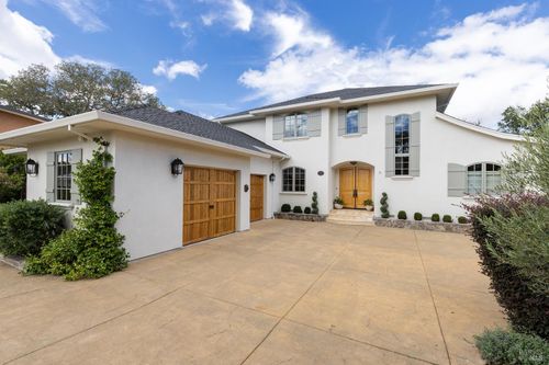 42 Pascale Court, Napa, CA, 94558 | Card Image