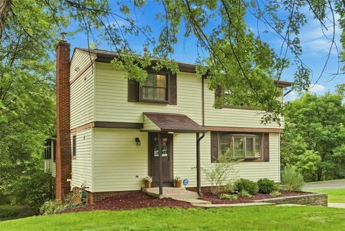 1852 Wallace Rd, South Park, PA, 15129-8945 | Card Image