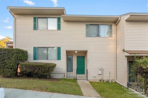 912 Brookside Pl, Pensacola, FL, 32503-2869 | Card Image