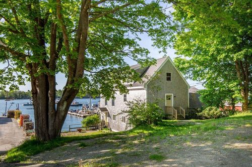 111 Davis Point Loop, Friendship, ME, 04547 | Card Image