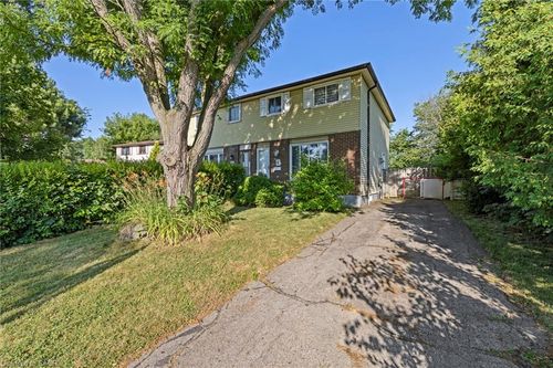 8 Gerrick Crt, Hamilton, ON, L9C6H2 | Card Image