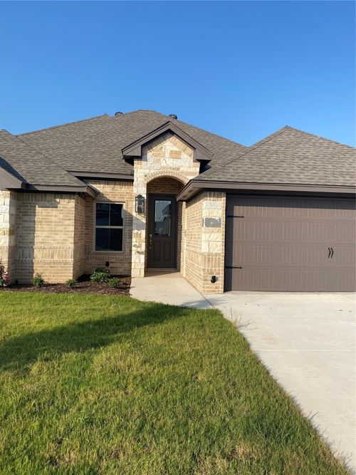 3321 White Horse Dr, Granbury, TX, 76049-7251 | Card Image