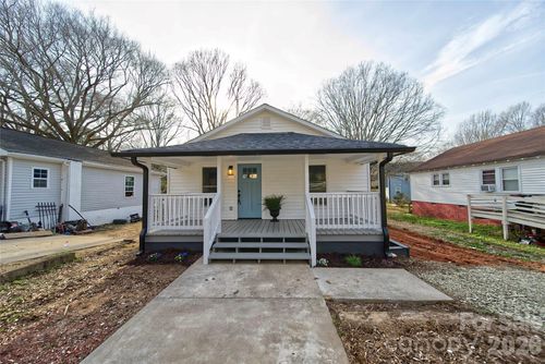 49-142 White St Sw, Concord, NC, 28027-6255 | Card Image