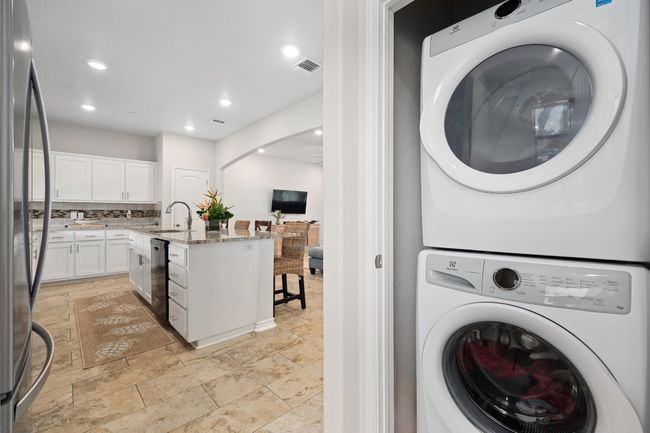 Washer & Dryer Off of Kitchen | Image 17