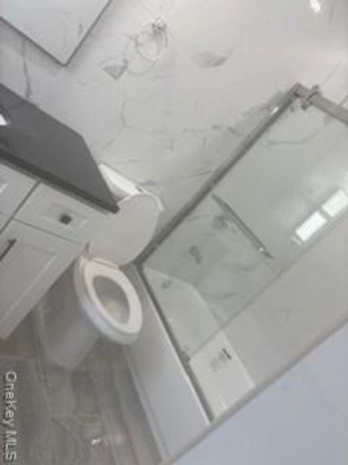 fl-2nd-147 240th St, Rosedale, NY, 11422-2452 | Card Image