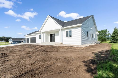 1720 Summer Ln Ne, Alexandria, MN, 56308-4862 | Card Image